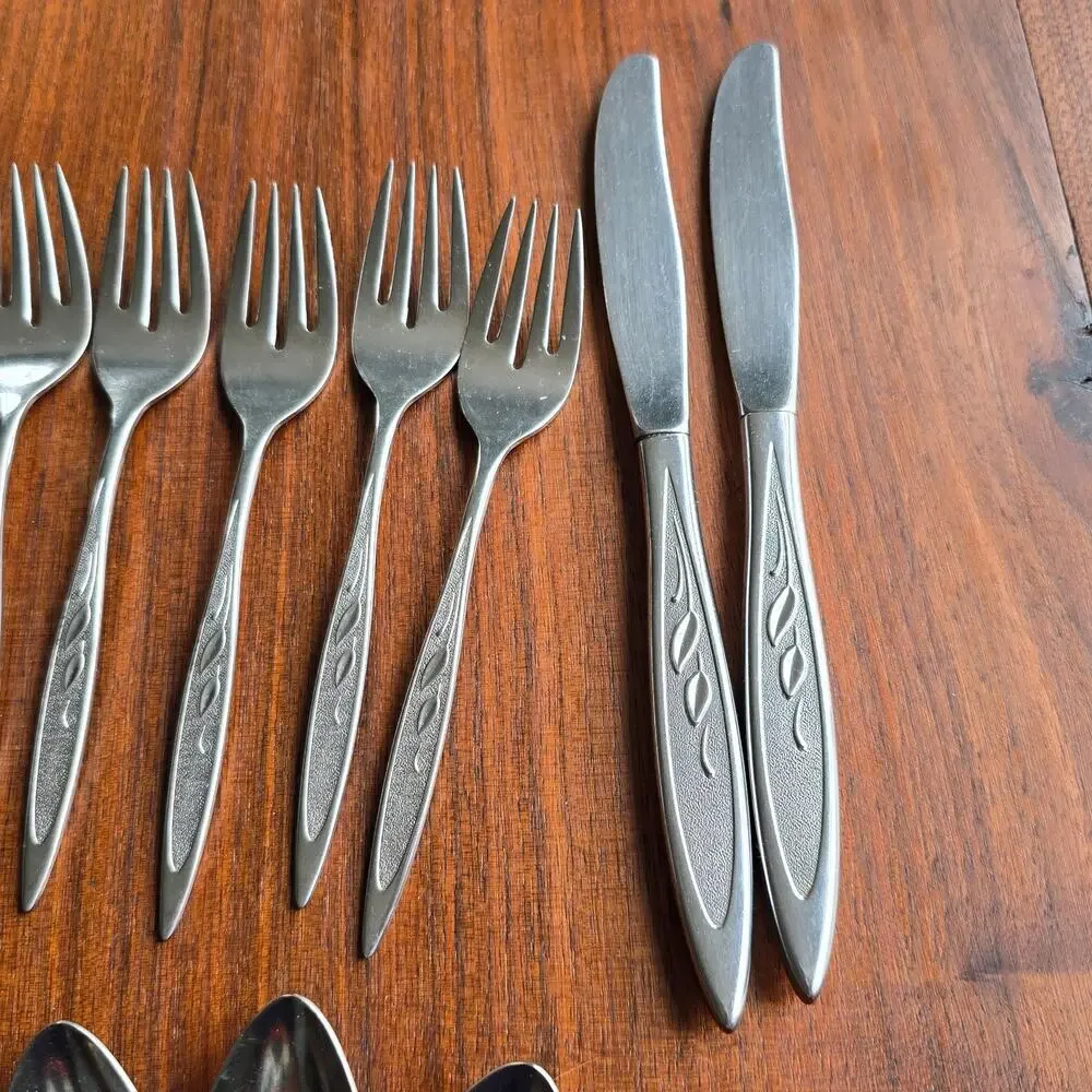 Vintage Oneida Royal Harvest Flatware WM Rogers Premier Stainless 29 Pcs MCM